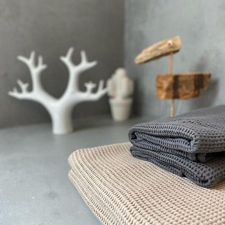 Вилла Les Koumouls Grange Noire Гуэну Экстерьер фото